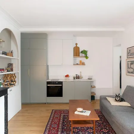Minimalist Haussmannian 11 Appartamento Parigi